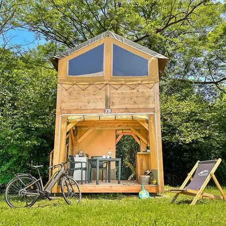 Campo de lujo ZEcamping 3 étoiles - Tente Baroudeur tout confort - Piscine - Esprit Nature Urt